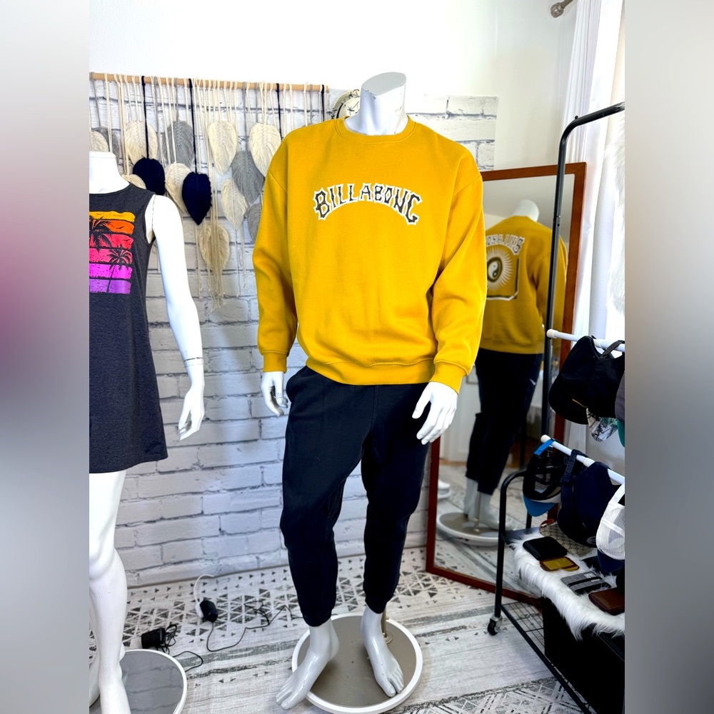 Billabong Mustard Yellow Crewneck Sweatshirt